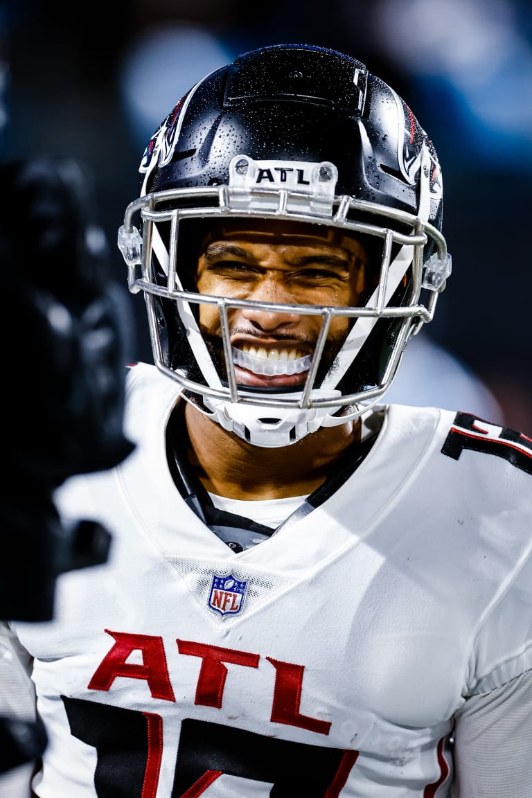 Atlanta Falcons wide receiver KhaDarel Hodge (12) works during the first  half of an NFL football game against the Pittsburgh Steelers, Sunday, Dec. 4,  2022, in Atlanta. The Pittsburgh Steelers won 19-16. (