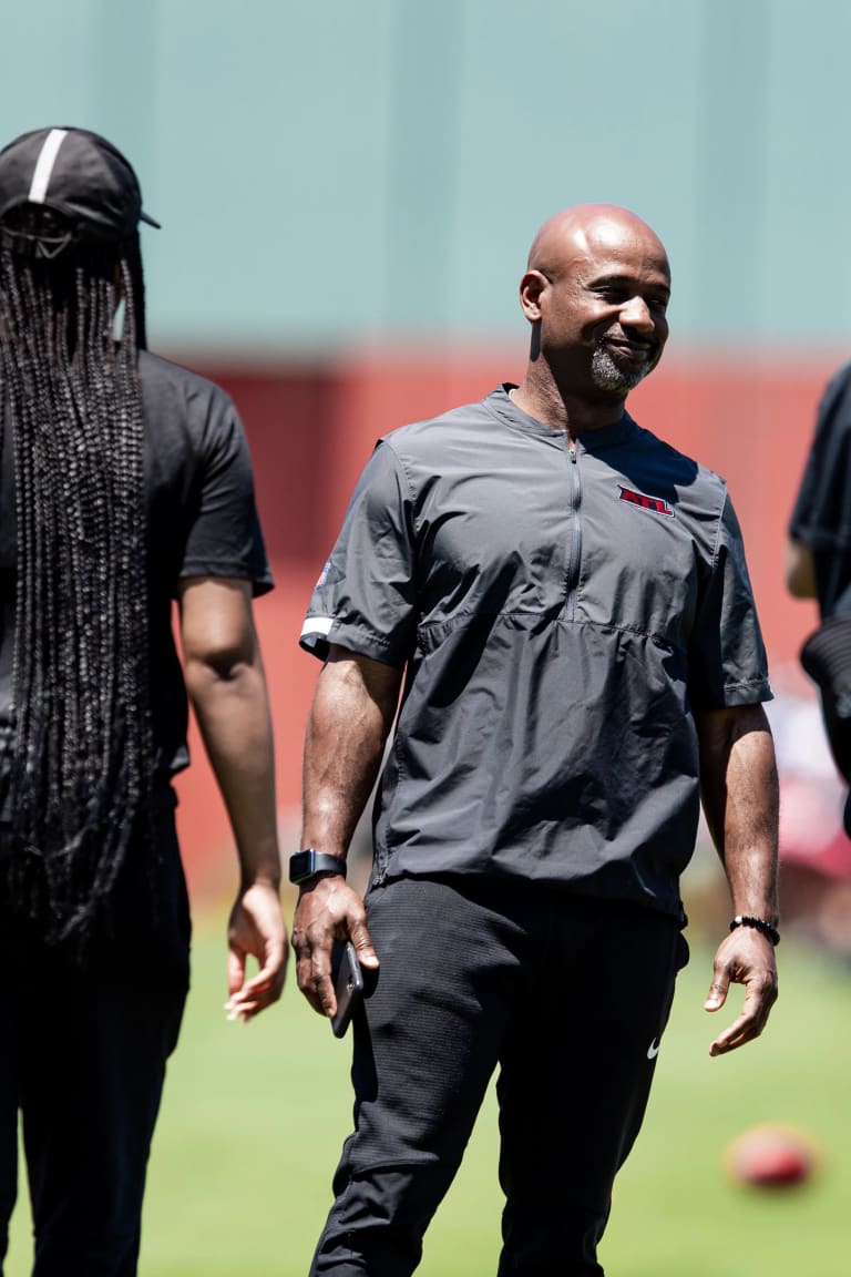 Falcons GM search: Five things to know about Anthony Robinson