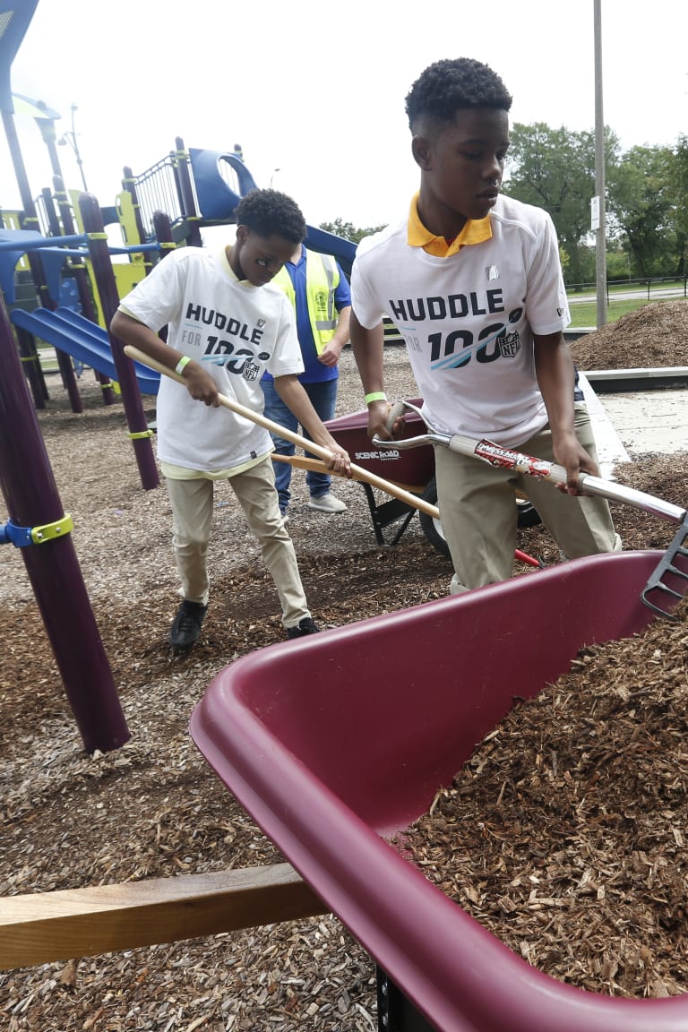 Huddle Up to Play It Forward Blog Post - 0906