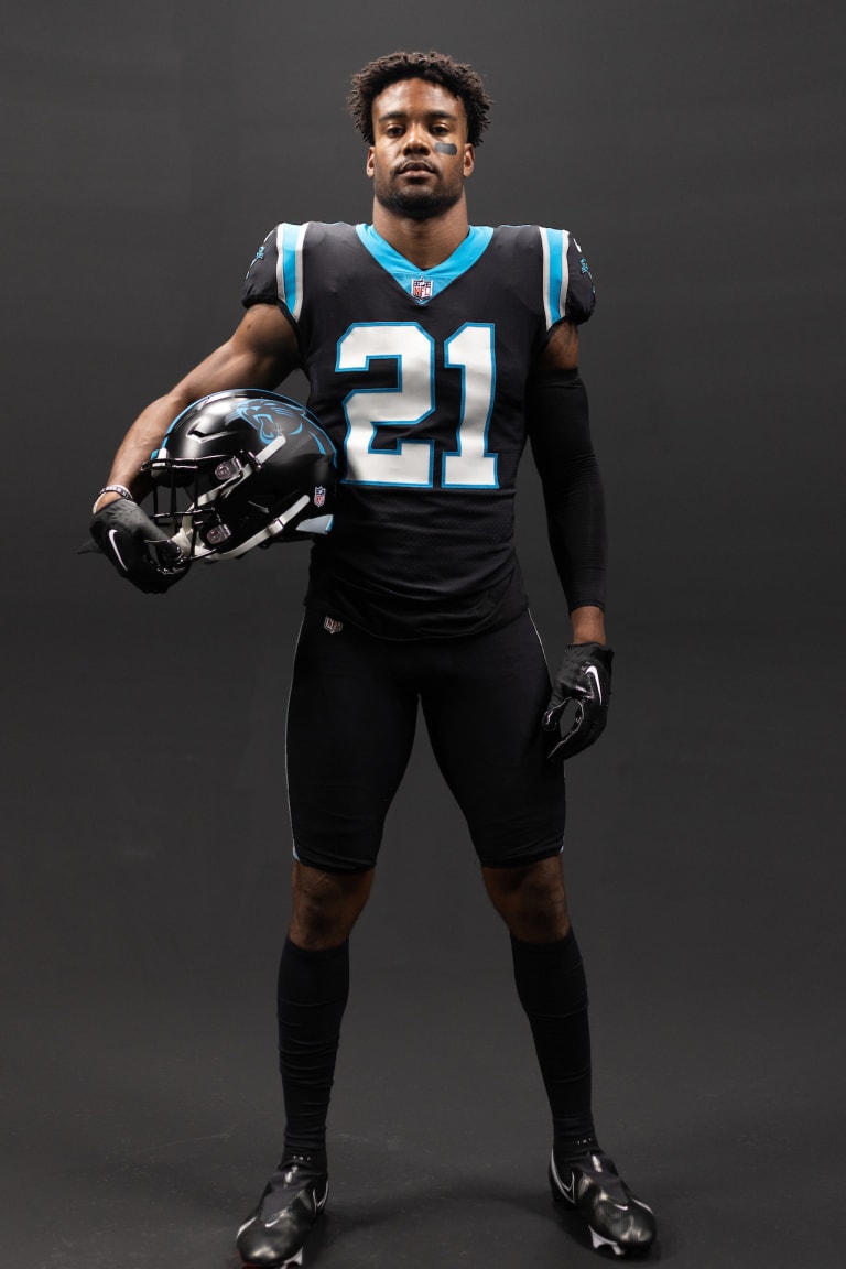 Panthers unveil black helmets, all-black uniform combination