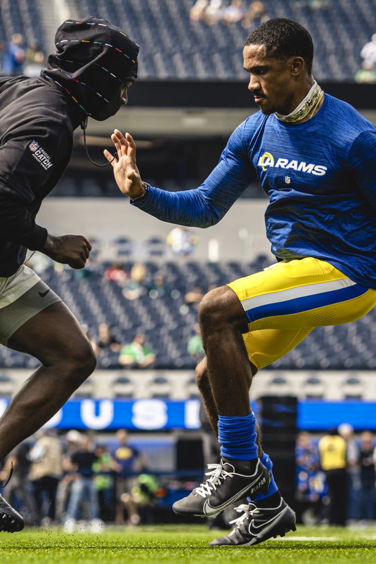 Veteran defensive back Ahkello Witherspoon exactly what young Rams