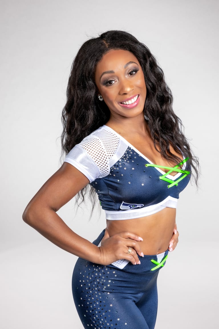 Seahawks to add male dancers and rename cheer squad