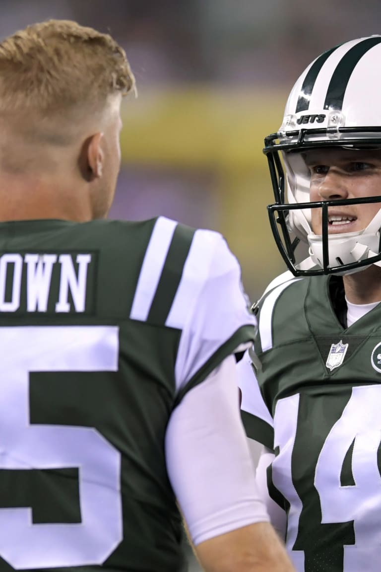 Sam Darnold asking mentor Josh McCown for help – with his hair