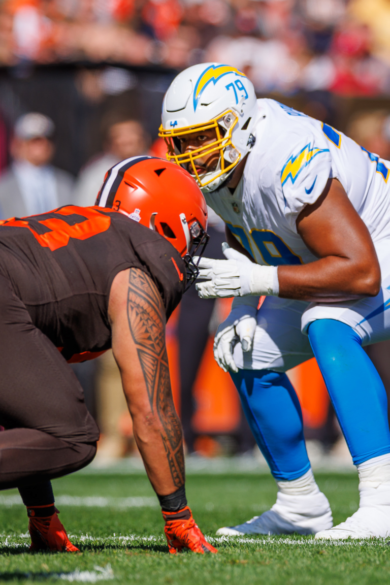 Chargers confident in rookie linemen Zion Johnson, Jamaree Salyer – Orange  County Register