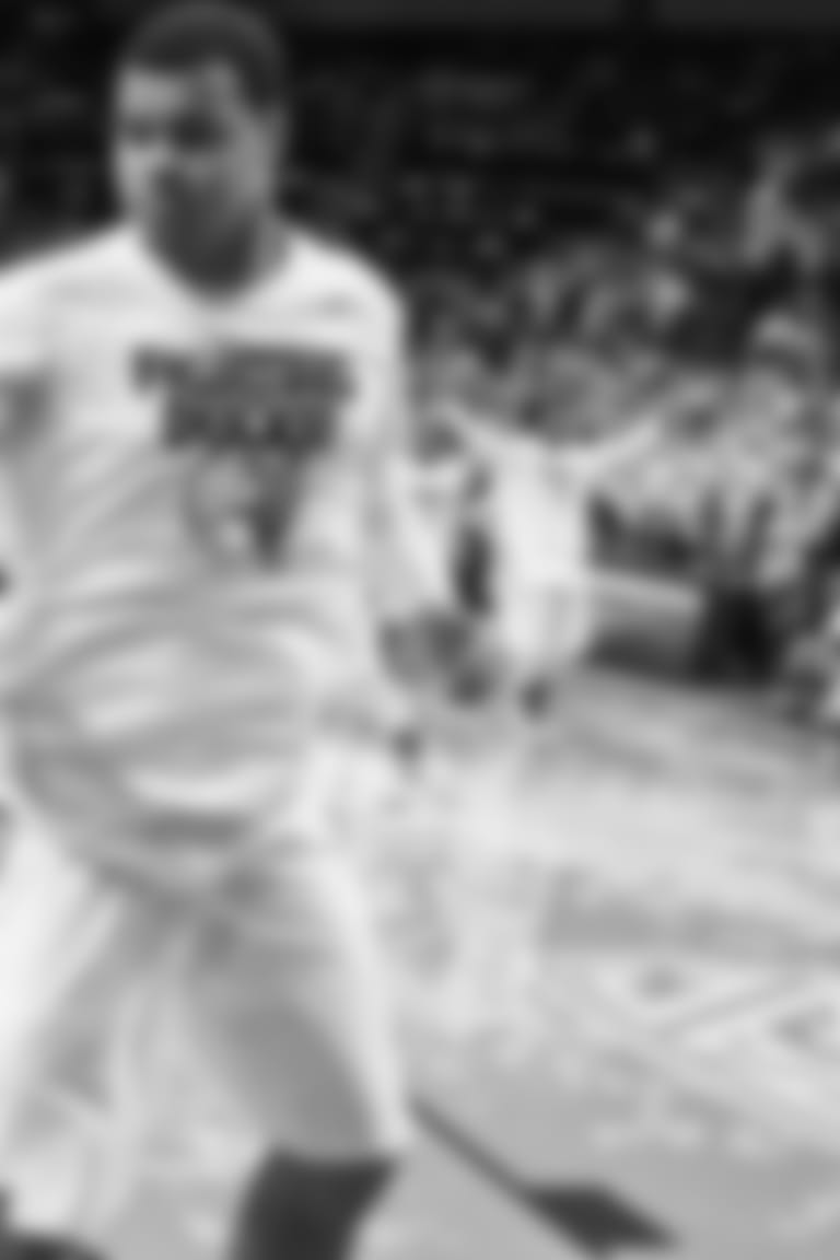 090622-Arik-Armstead-FB-3