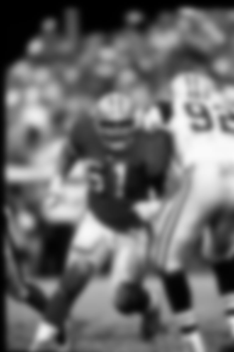 OL Jesse Sapolu