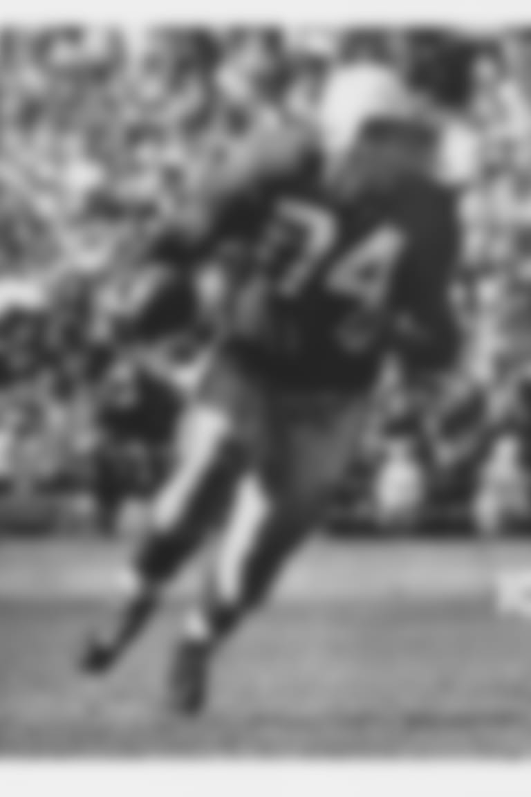 FB Joe Perry wearing #74 instead of his iconic #34, no date, no photographer.