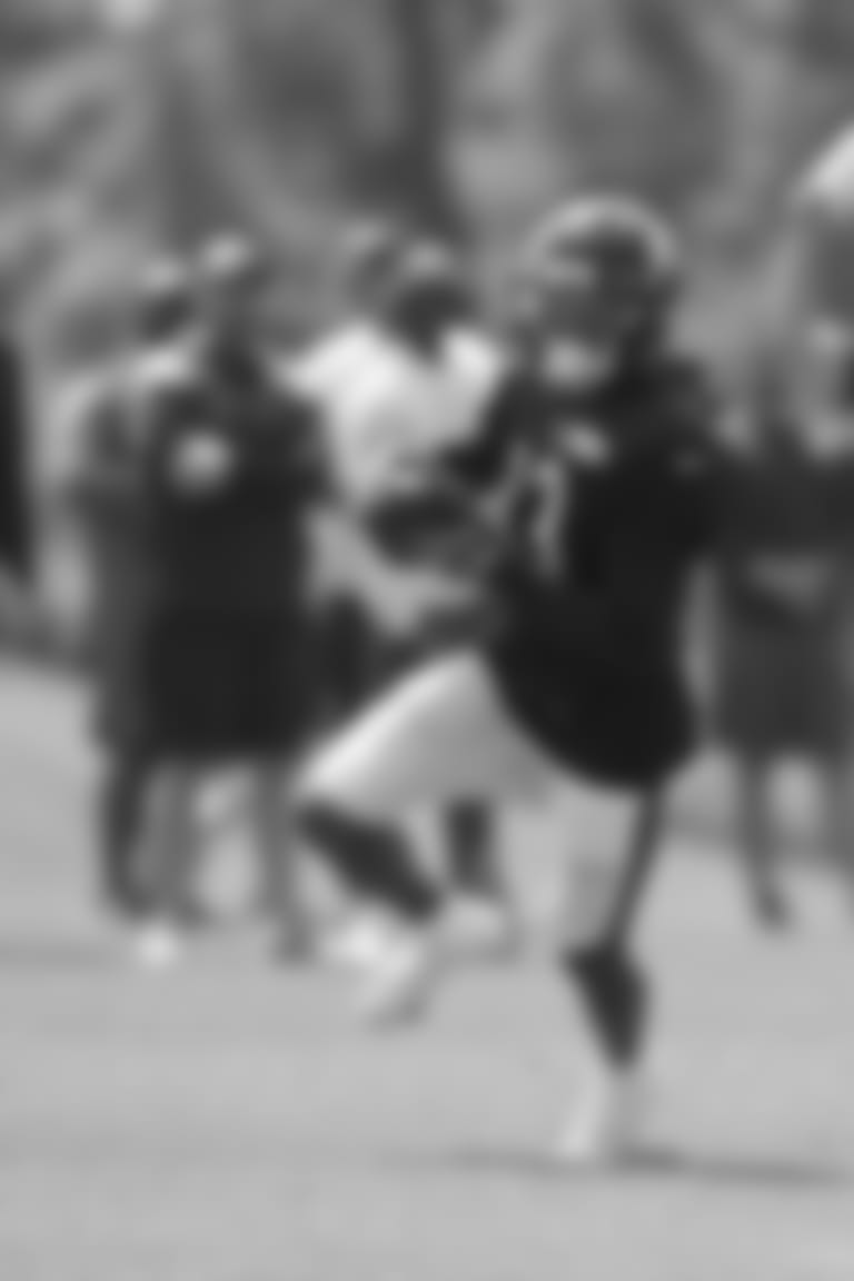 Chicago Bears players and coaches on the field for a preseason practice at Halas Hall, Tuesday, August 22, 2023, in Lake Forest, Illinois.