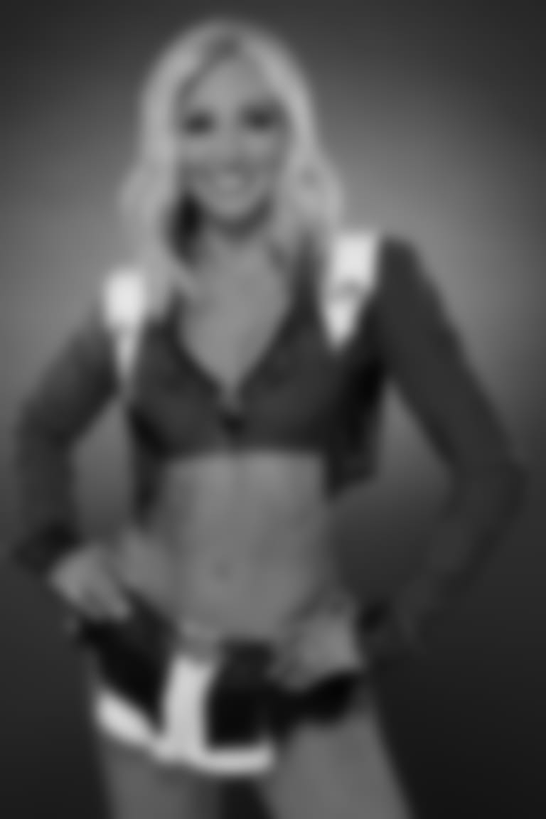 cheerleaders_roster_1080x1350_mckenna