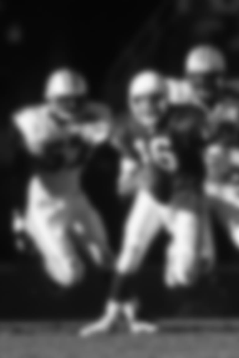 Arizona Cardinals quarterback Jake Plummer (16) heads downfield during an NFL game against the Tennessee Titans, Sunday, Oct. 26, 1997 in Tempe. The Titans won the game, 41-14. (AP Photo/Greg Trott)