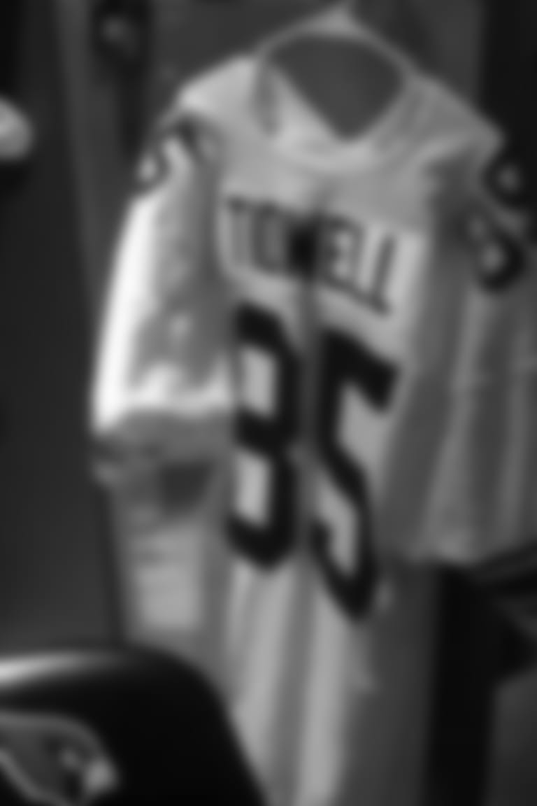 End Tidwell jersey picture