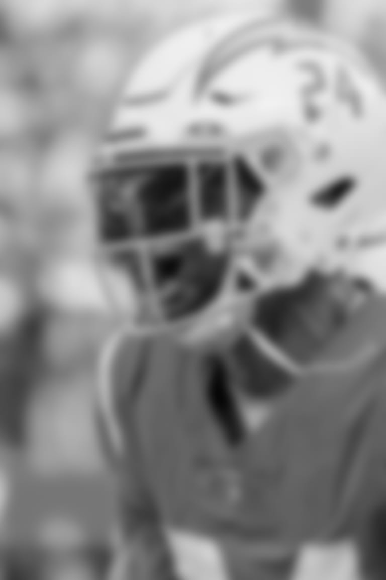 The Los Angeles Chargers play the Denver Broncos on Sunday, January 2, 2022 at SoFi Stadium in Inglewood, CA.
[FINAL SCORE: LAC 34 - DEN 13]