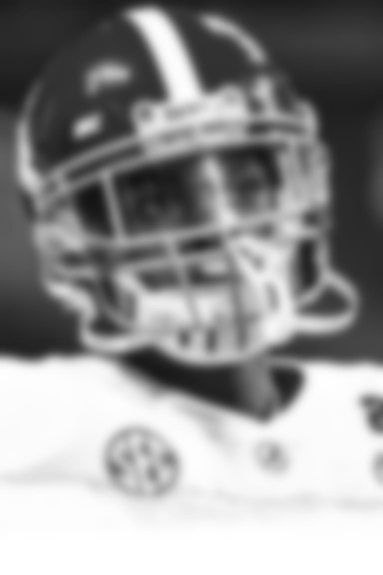 CB-Who-Will-Cover-NFLs-Elite-Receivers-no-top-no-text-hero