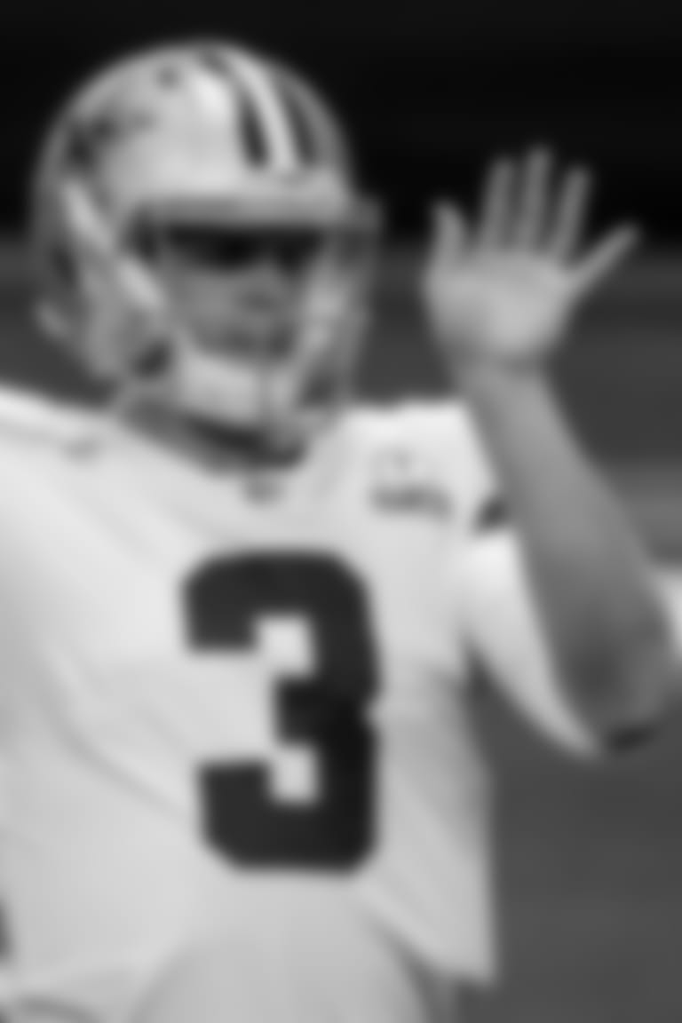 GameCenterPITvsDAL-center1