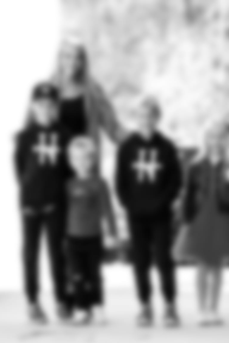 Atlanta Falcons safety Erik Harris #23 arrives with his family prior to the game against the Cleveland Browns at Mercedes-Benz Stadium in Atlanta, Georgia on Sunday, October 2, 2022. (Photo by Mitchell Martin/Atlanta Falcons)