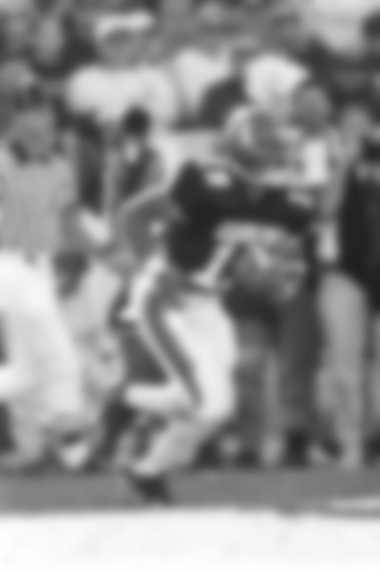 Duce Staley