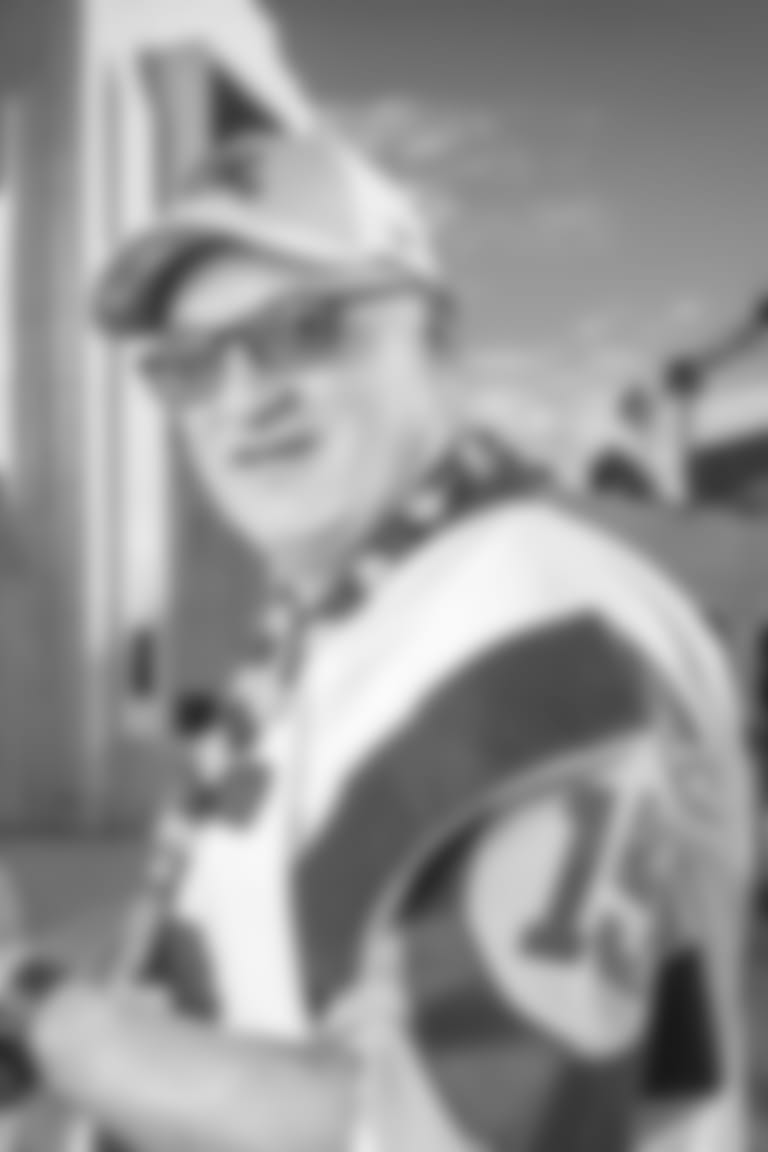 112120-fotrh-soto-04