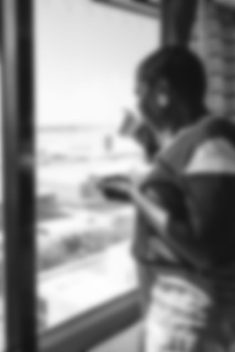 4- proximaty to the airport