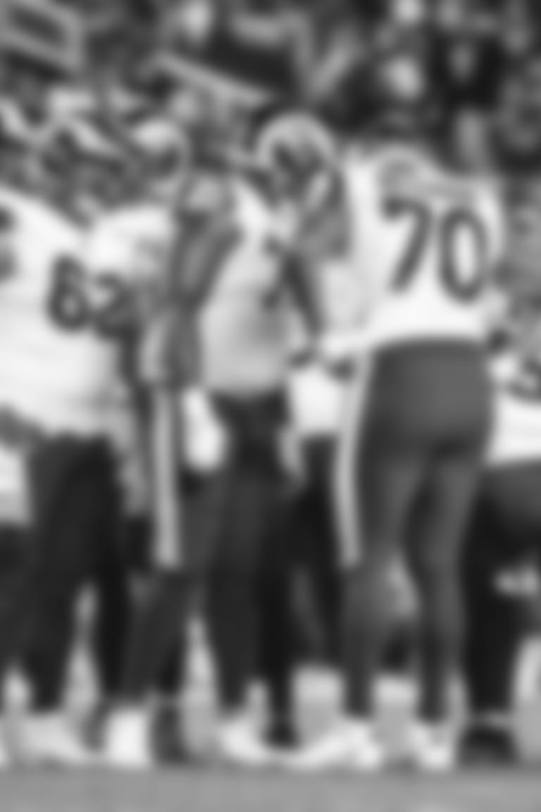 The Los Angeles Rams take on the San Francisco 49ers during Week 4 of the 2022 NFL regular season.