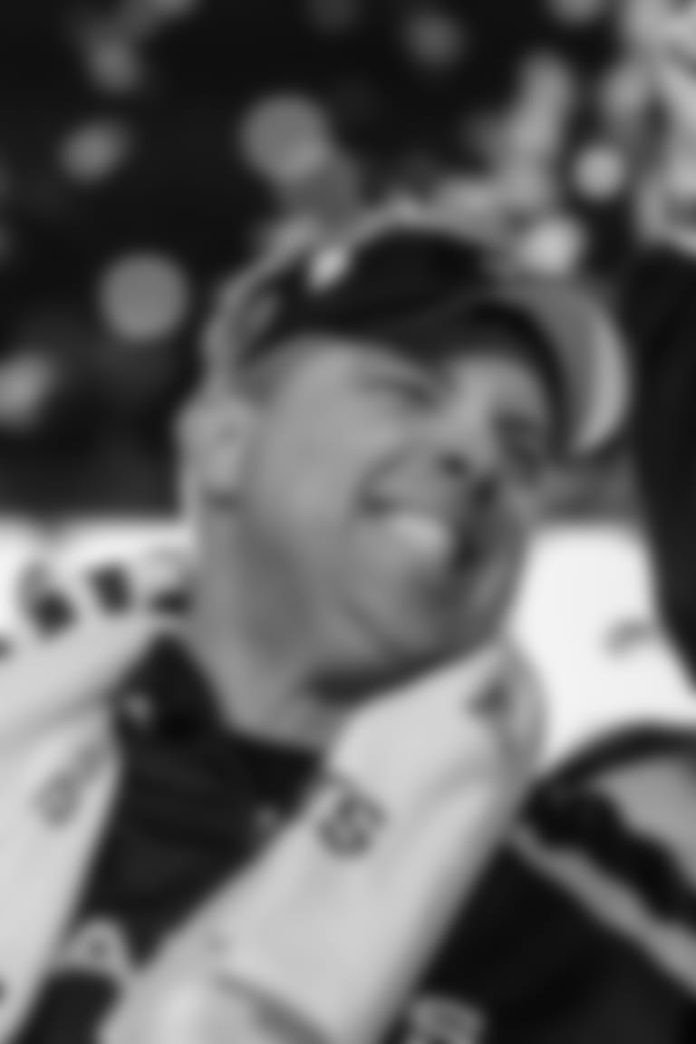 payton-timeline--2009_super_bowl