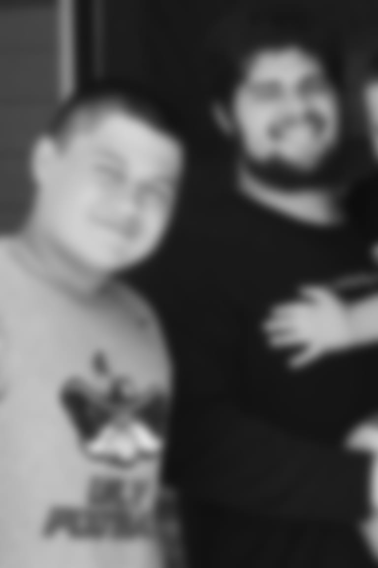 Parallax_Seumalo_Isaac_Family_003