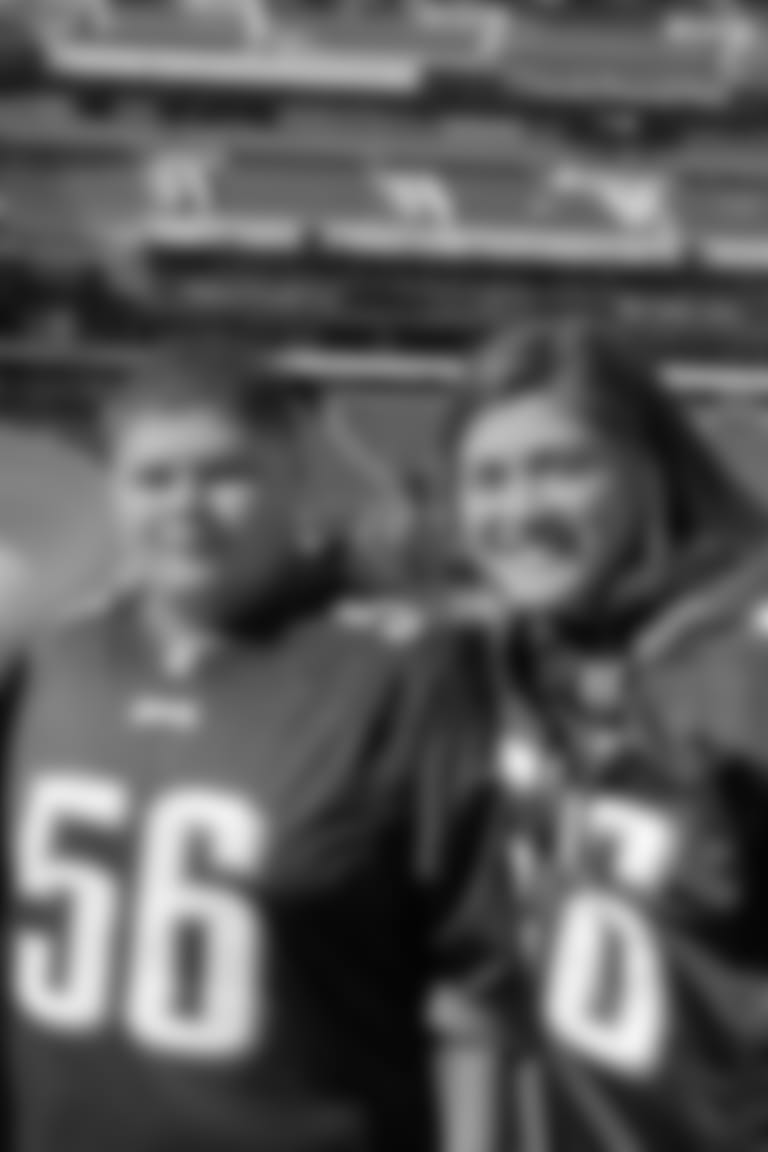 Parallax_Seumalo_Isaac_Eagles_001