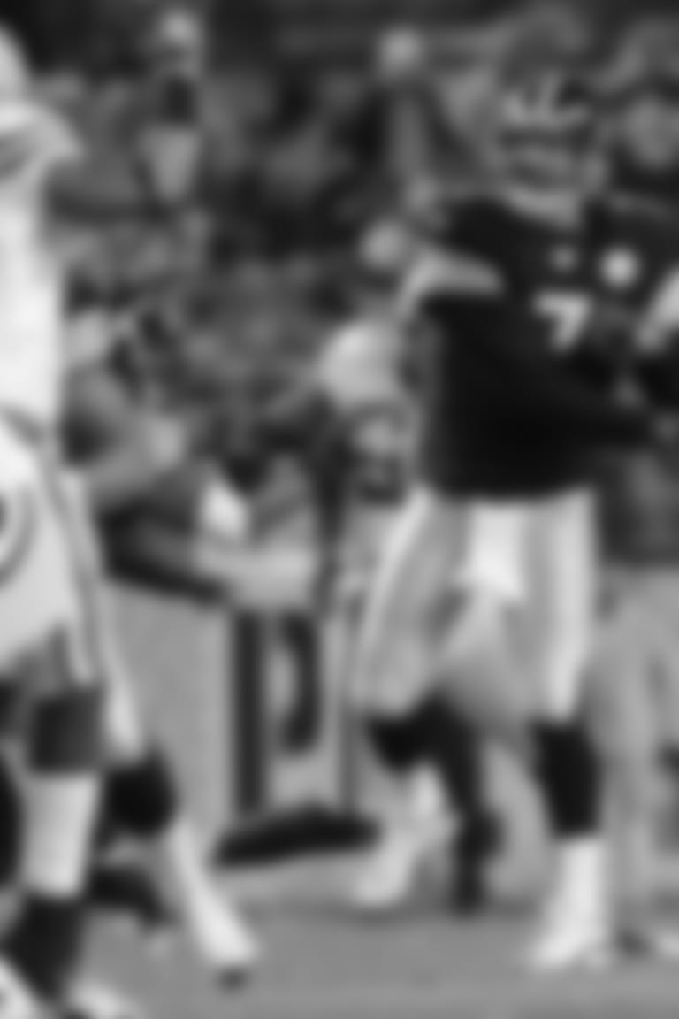 Parallax_Steelers_Packers_2009-12-20_Roethlisberger_Ben_002