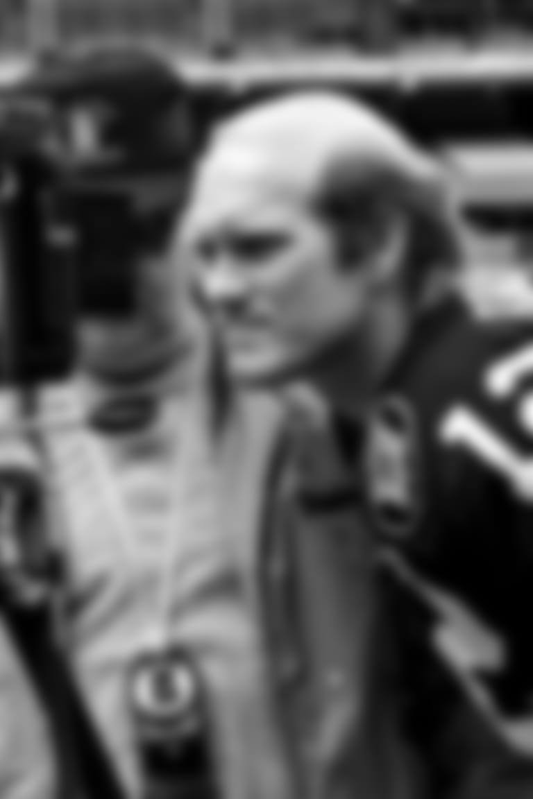 Parallax_McCartney_82_Bradshaw_12