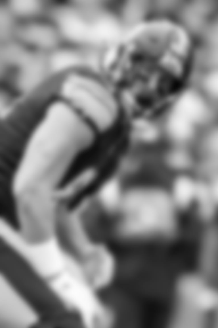 Parallax_Gentry_Zach_2022_NYJ_1002ad_0954
