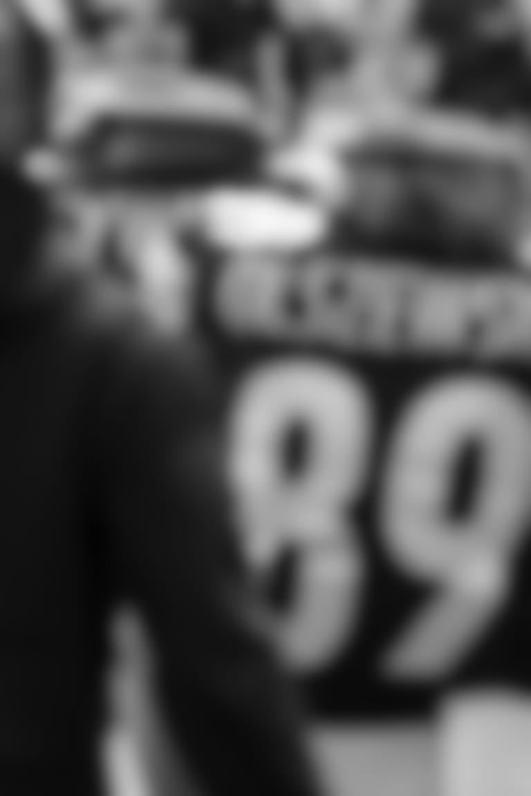 Parallax_PIckett_Kenny_Bucanneers_Tunnel_001