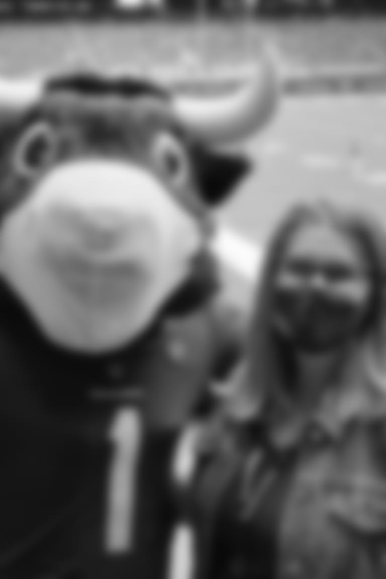 B5414167-9A93-4657-90A3-04955EBF261F