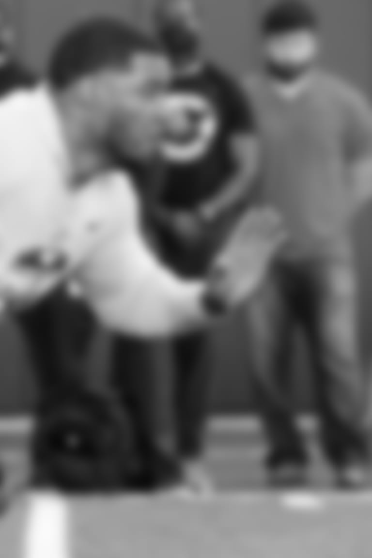 CHRISTIAN-DARRISAW-2560