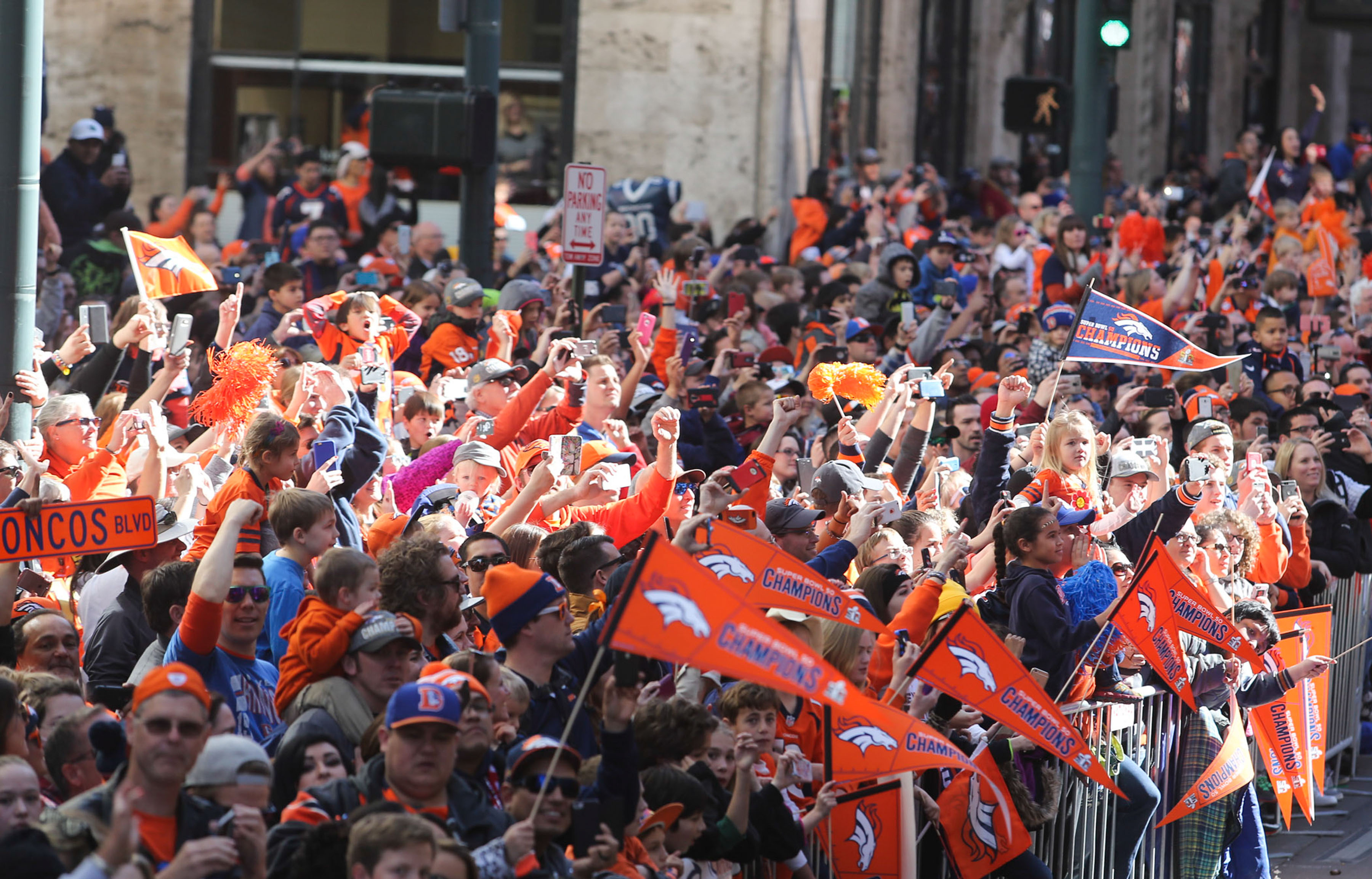 Broncos player 4