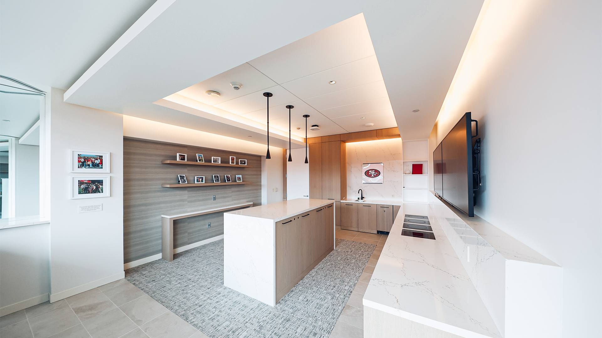 TOWER SUITE
