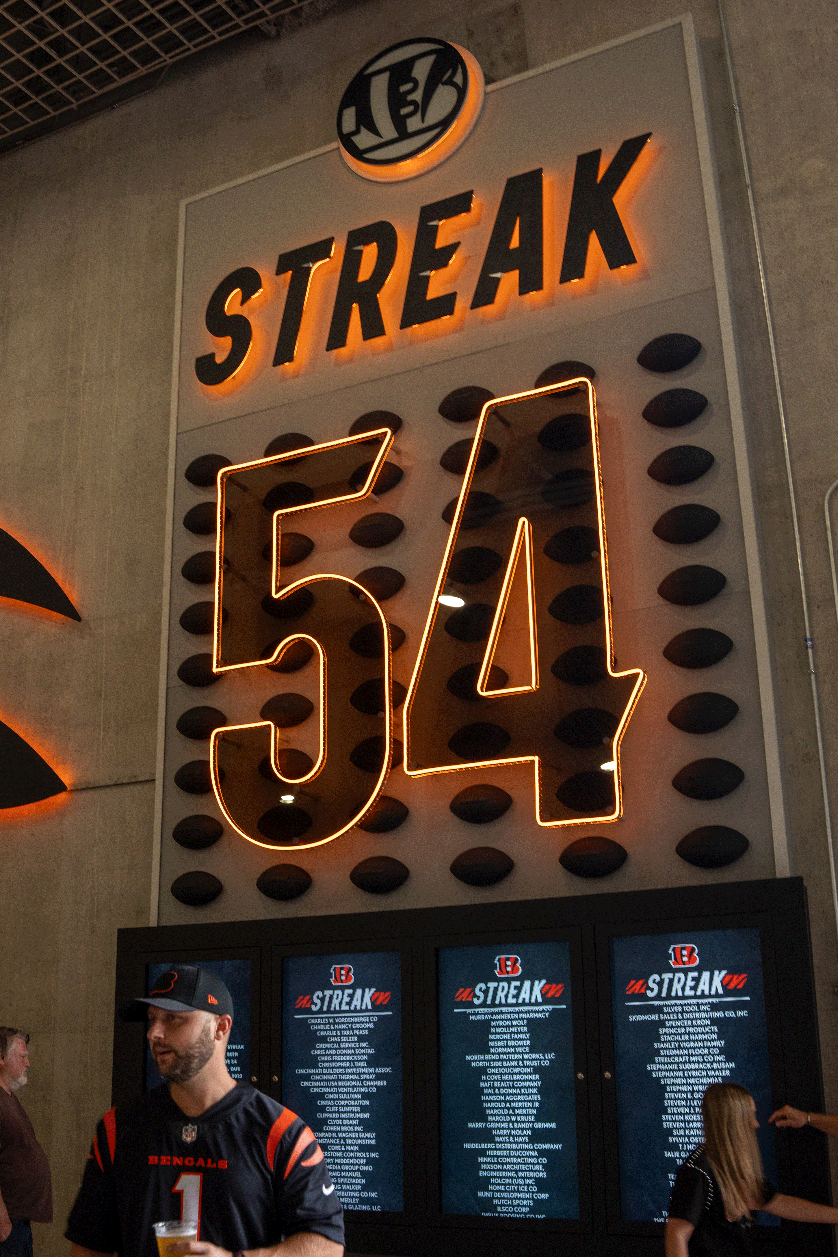 STREAK-wall