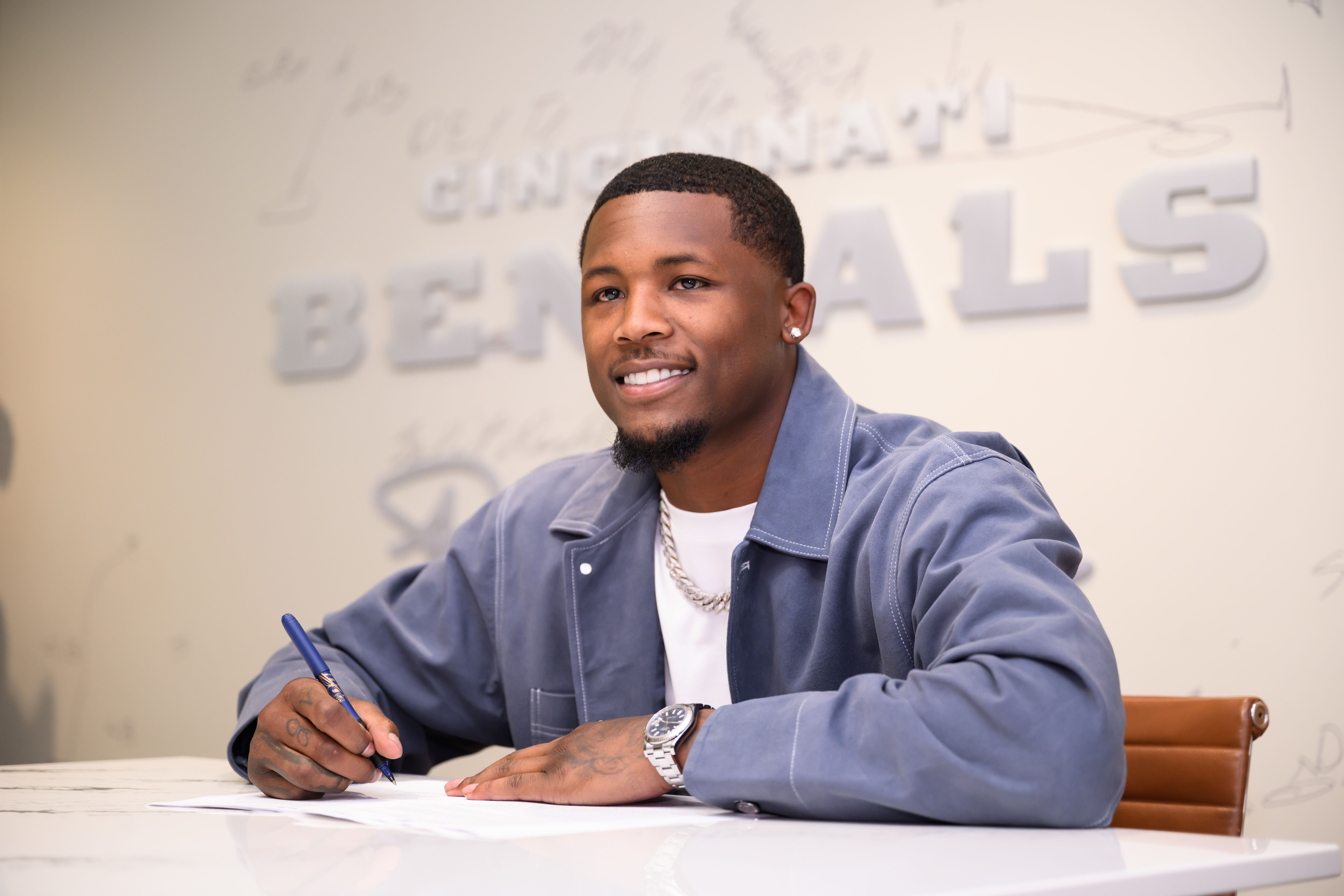 WRs Ja'Marr Chase and Tee Higgins sign their new contracts at Paycor Stadium, Tuesday, March 18, 2025.