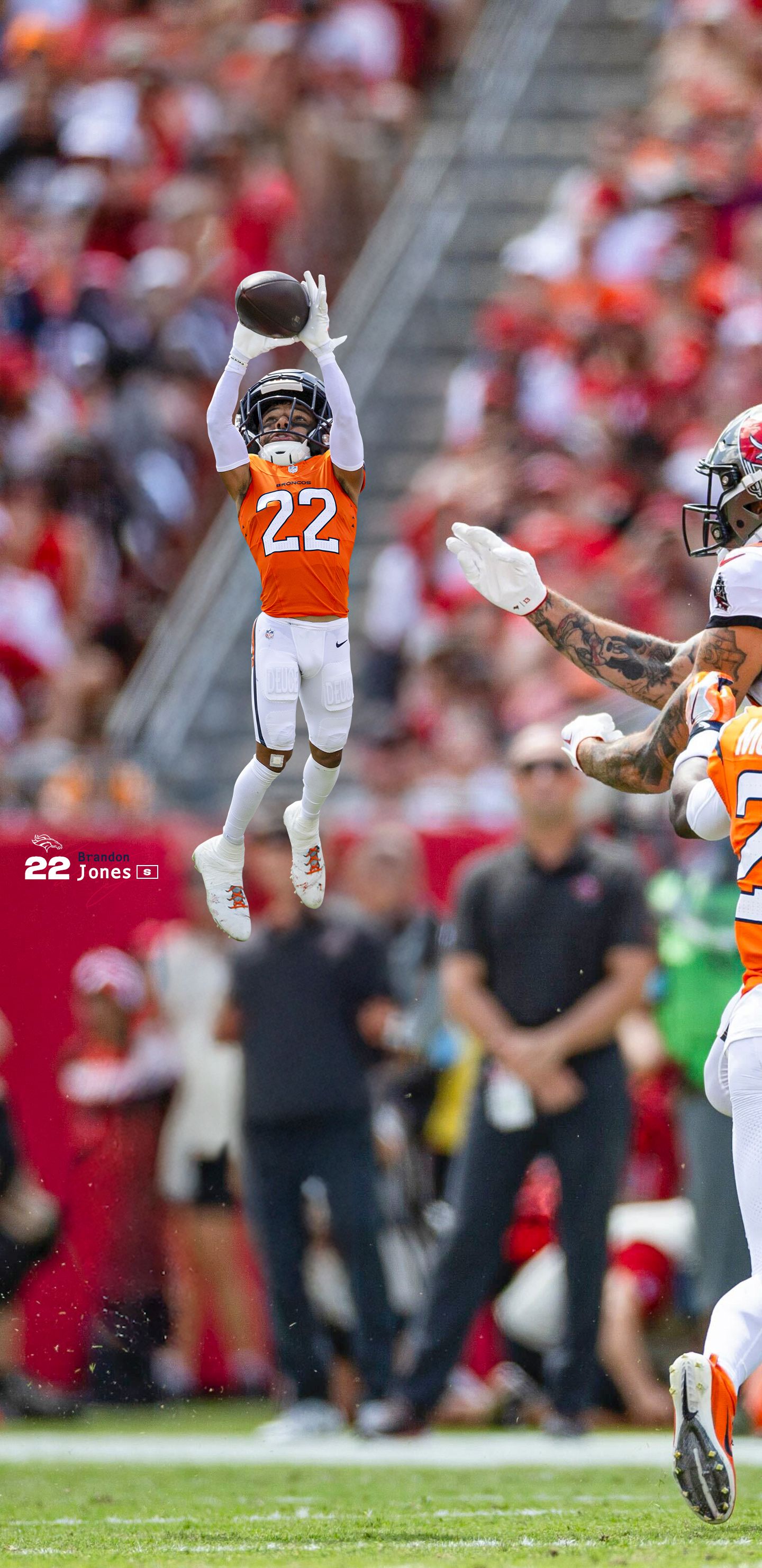 Download the Mini Brandon Jones wallpaper for mobile