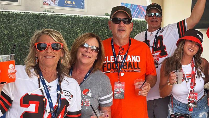 TrueFan Travel Pep Rally