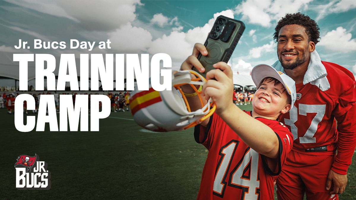 Jr. Bucs Day at Training Camp