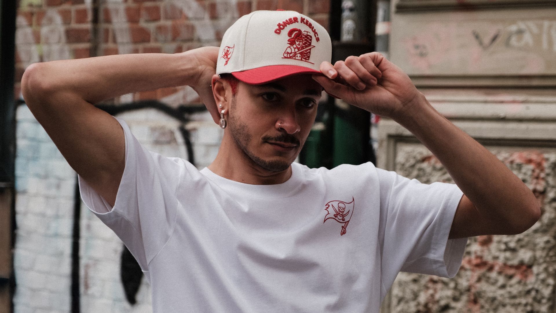 TampaBayBuccaneers_DoenerKebucs_Additional_Image_16x9_04