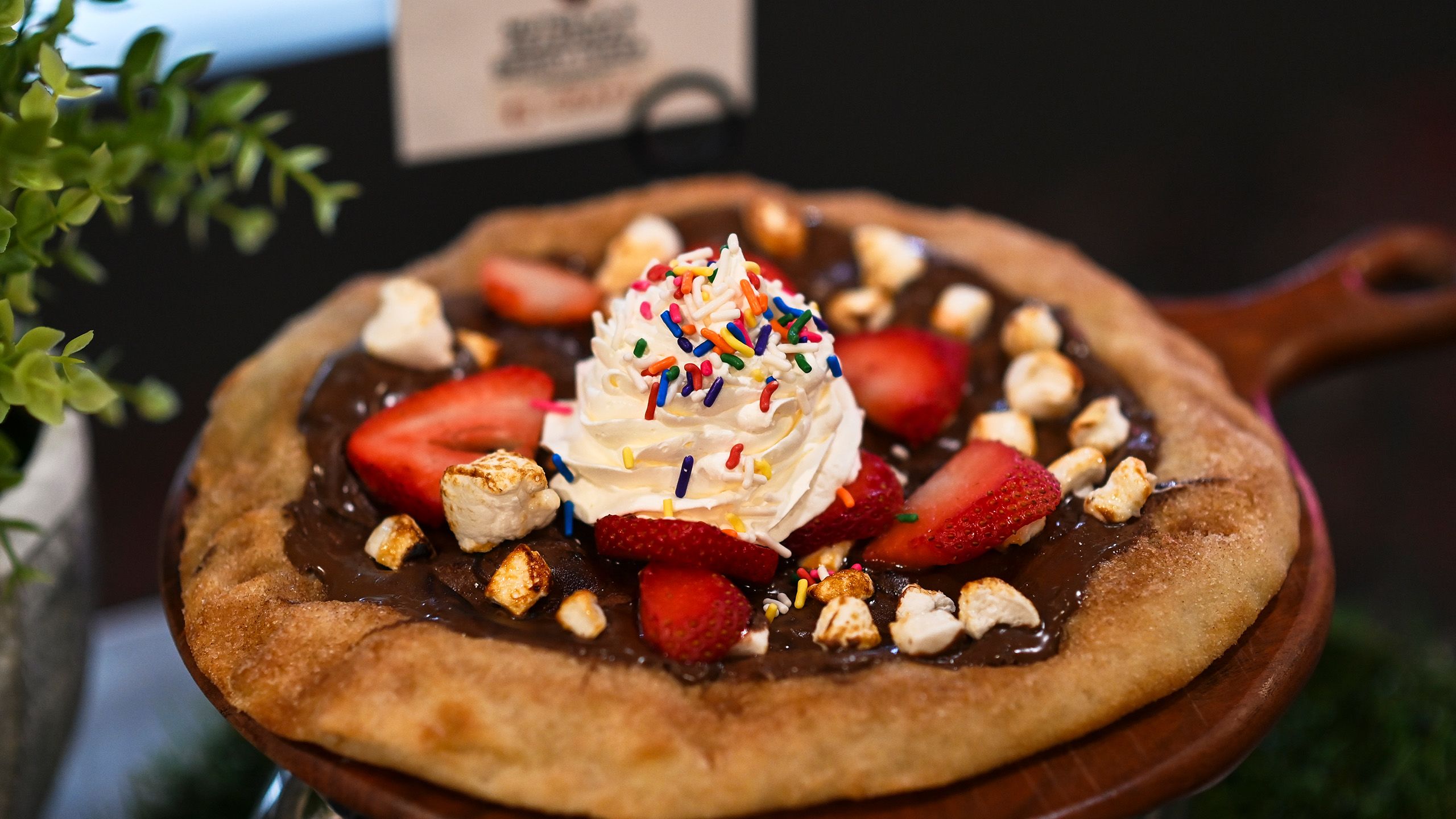 Nutella and Seasonal Berry Pizza (VG)