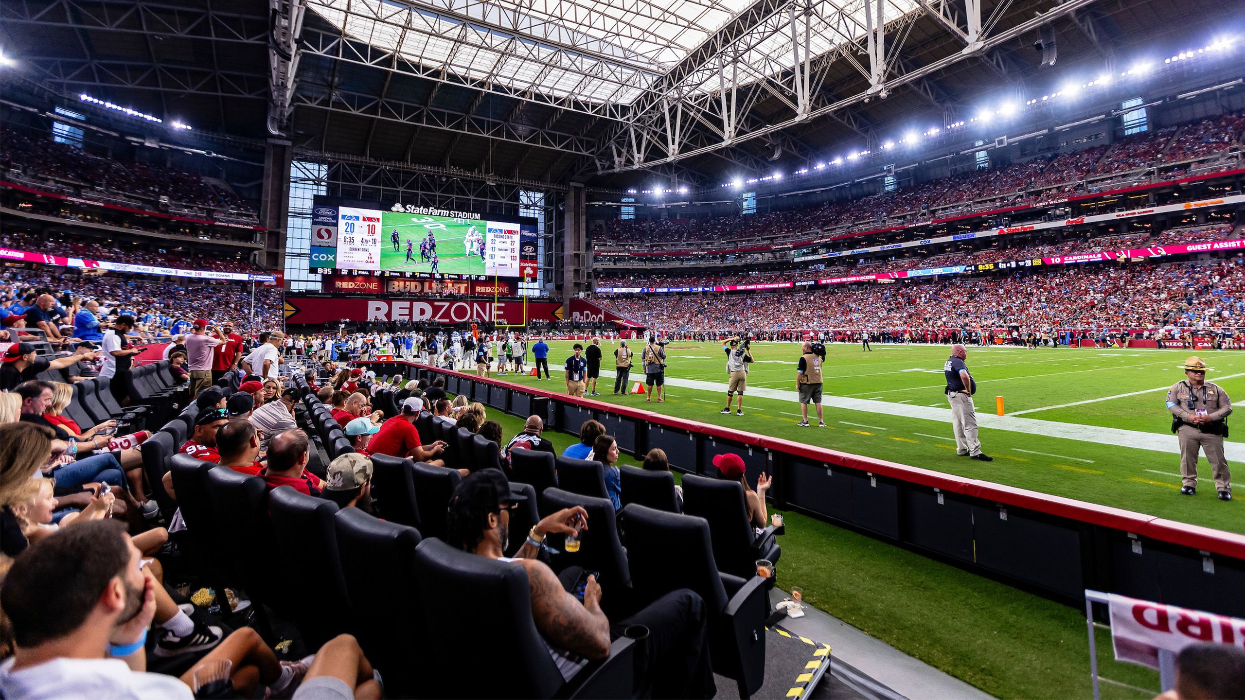 sideline-field-seats-2560x1440