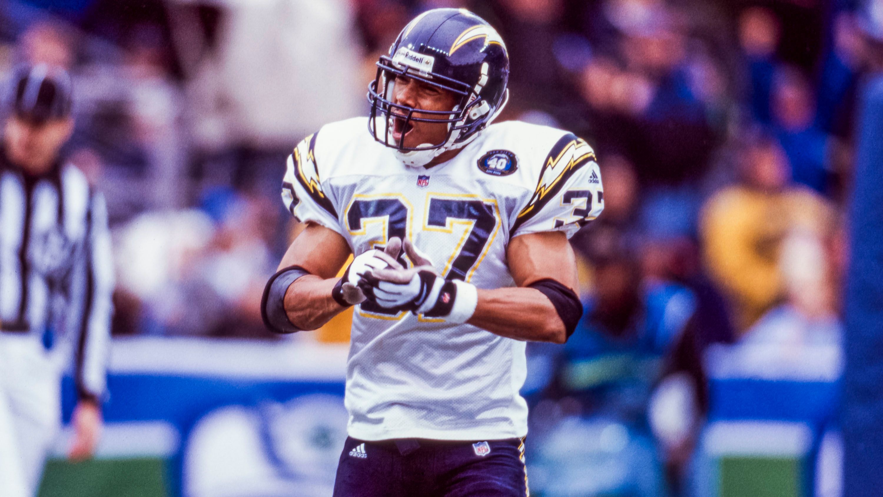 The San Diego Chargers play the Seattle Seahawks on Sunday, November 5, 2000 at Husky Stadium in Seattle, Washington. [FINAL SCORE: SEA 17 - SD 15]