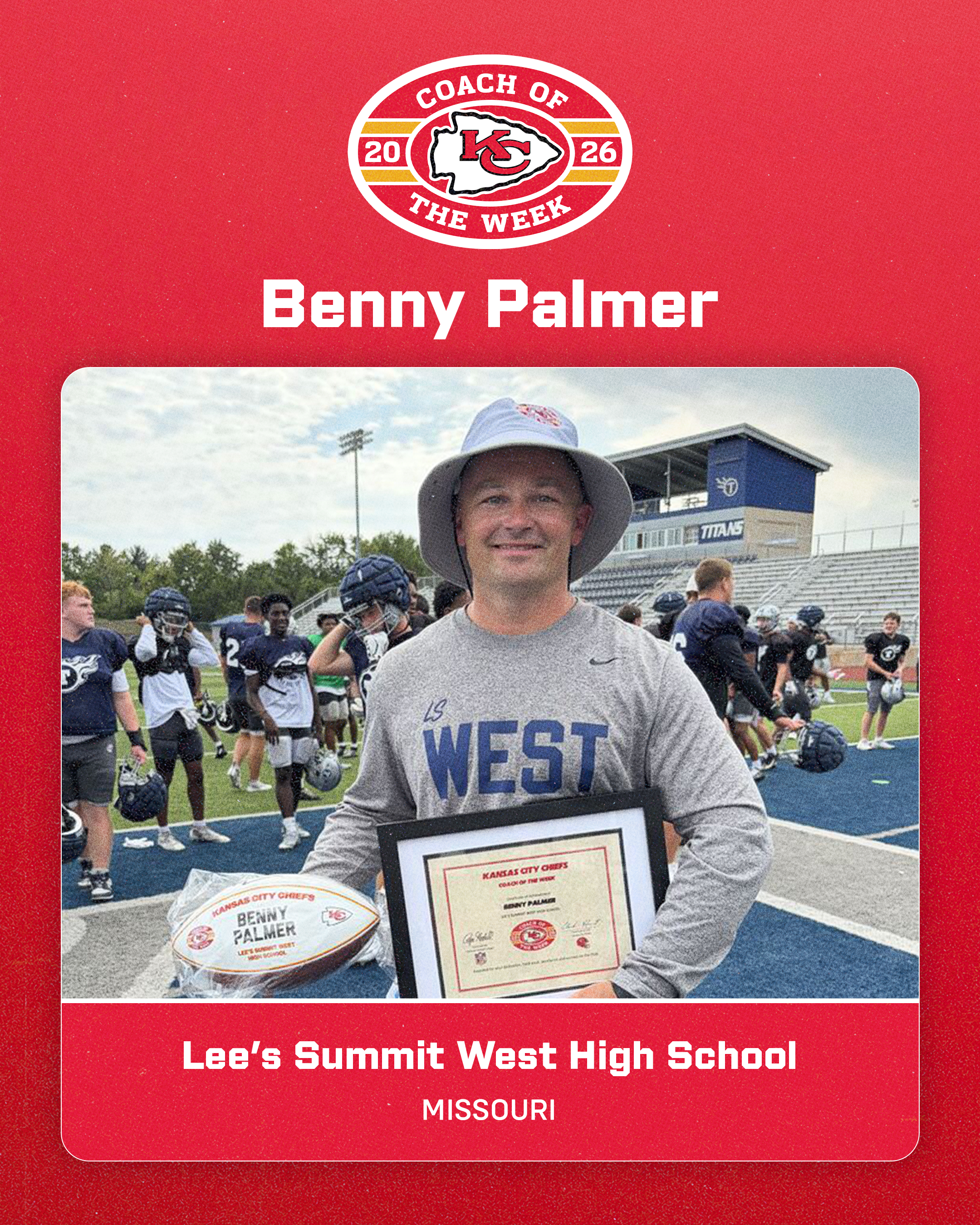 Head Coach Benny Palmer