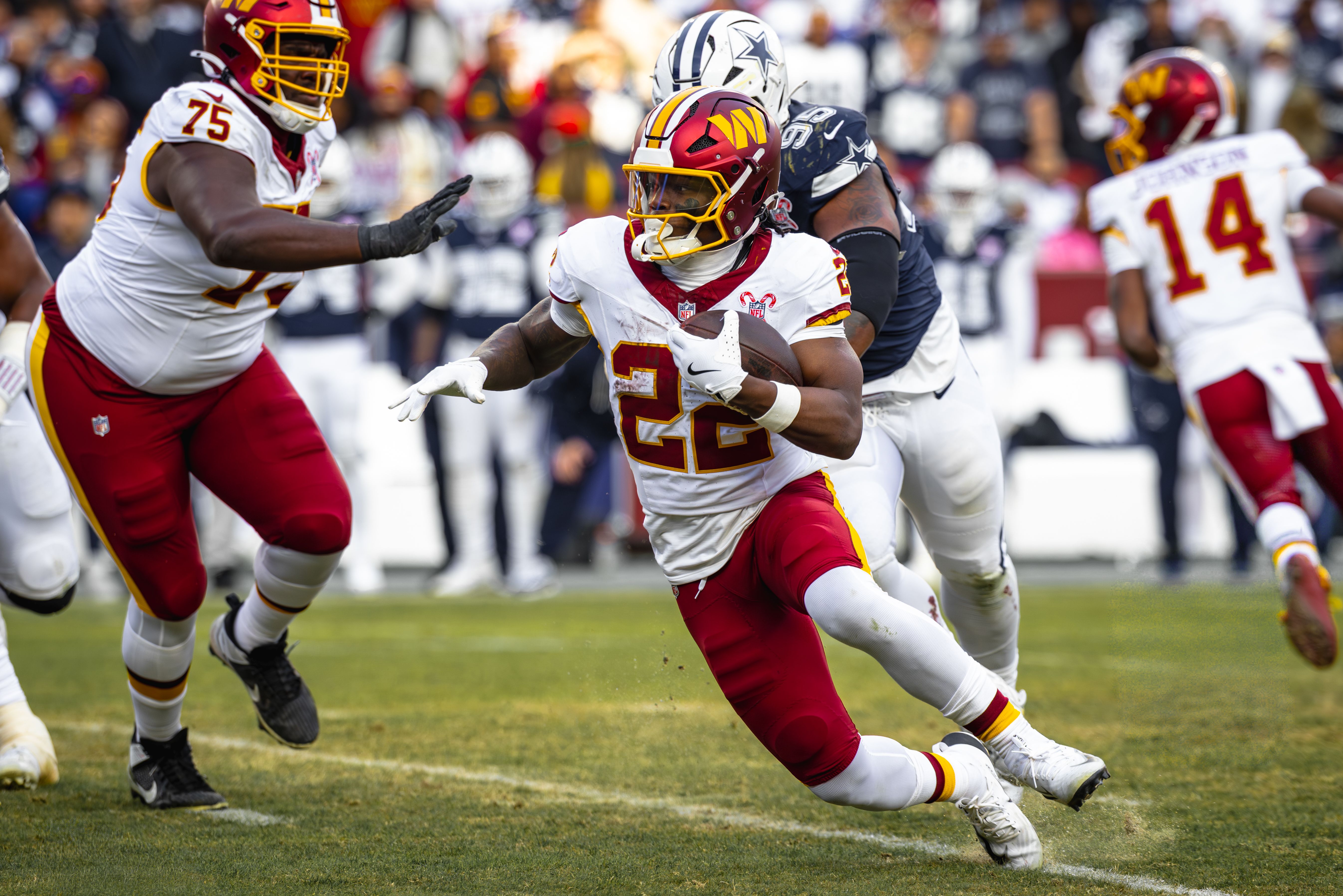 Washington Commanders running back Jacory Croskey-Merritt (22) with the carry at the Washington Commanders vs Dallas Cowboys game at Northwest Stadium in Landover Maryland on December 25th 2025 (Alyssa Piazza/Washington Commanders
