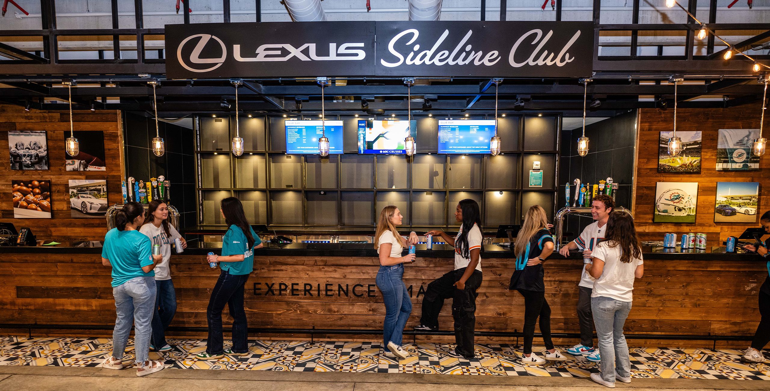 Lexus Sideline Club Header