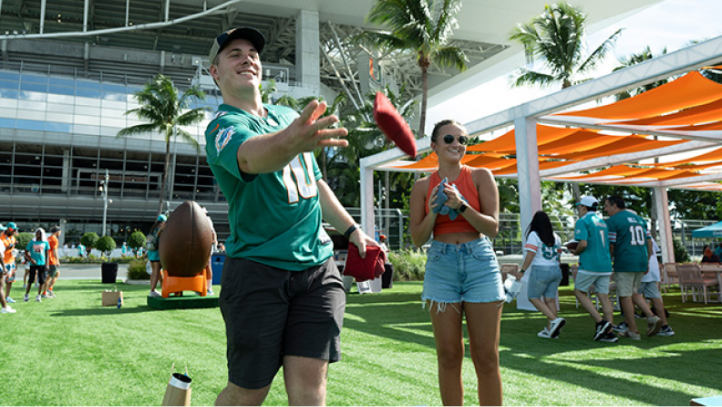 DOLPHINS FAN ZONE