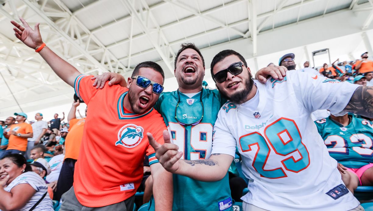 Explore The Elevated Member HQ In The Miami Dolphins App