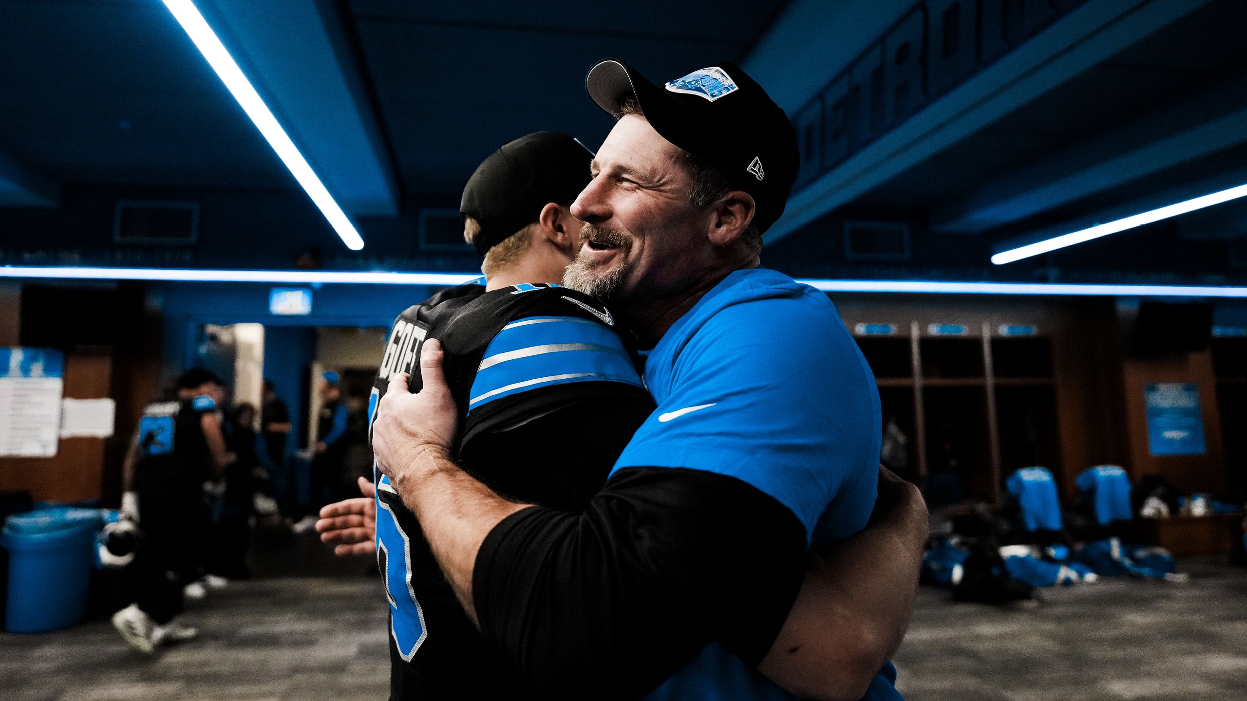 2025 Suiteholder Holiday Auction - WEB IMAGES 13