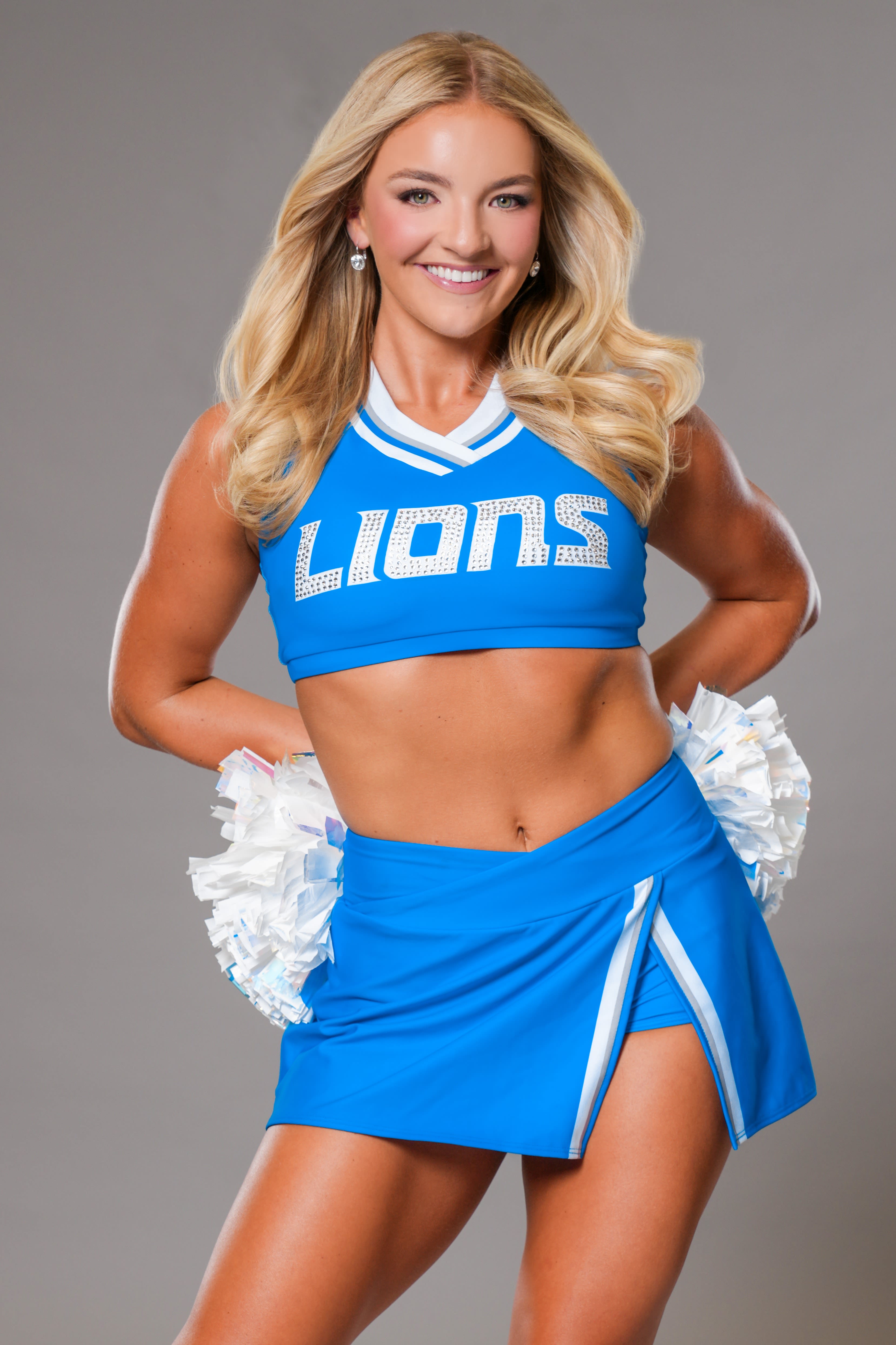 Headshot of Detroit Lions Cheerleader Alexa